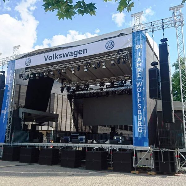 Rock im Allerpark 2019, Rohbau der Bühne inkl. Technik