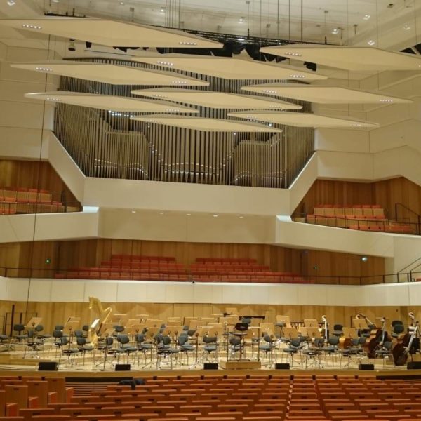 Fohhn Focus Venue in der Dresdener Philharmonie, Blick auf die Bühne