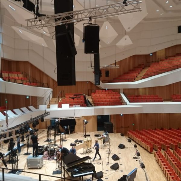 Fohhn Focus Venue in der Dresdener Philharmonie, Aufbau